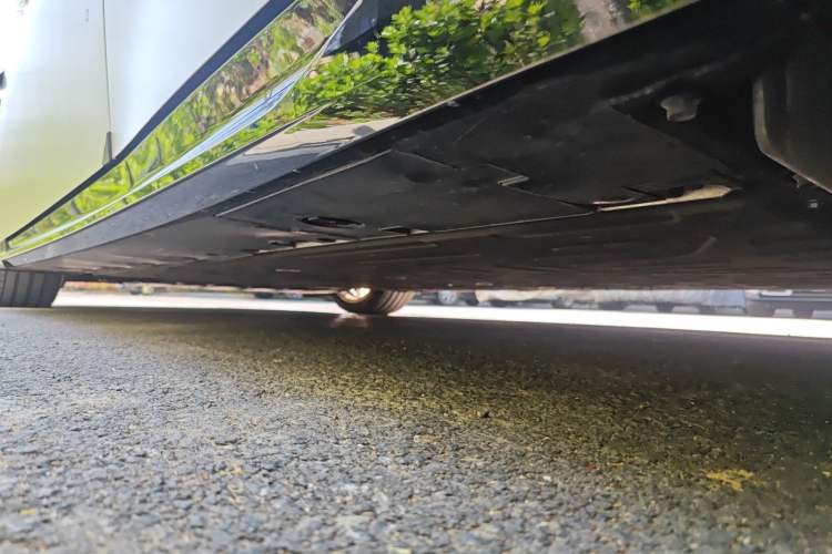 Used XPeng P7 2025 Model—750 All-Wheel-Drive Pengyi Ultra Chassis Rear Left
