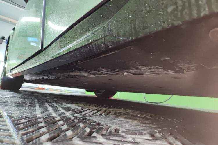 Used XPeng P7 2025 Model—750 All-Wheel-Drive High-Performance Ultra Chassis Rear Left
