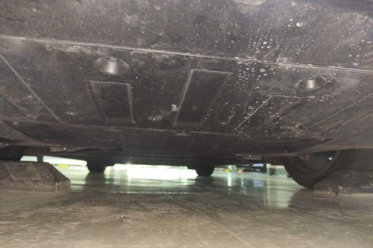 Used XPeng P7 2025 Model—750 All-Wheel-Drive Pengyi Ultra Chassis Rear