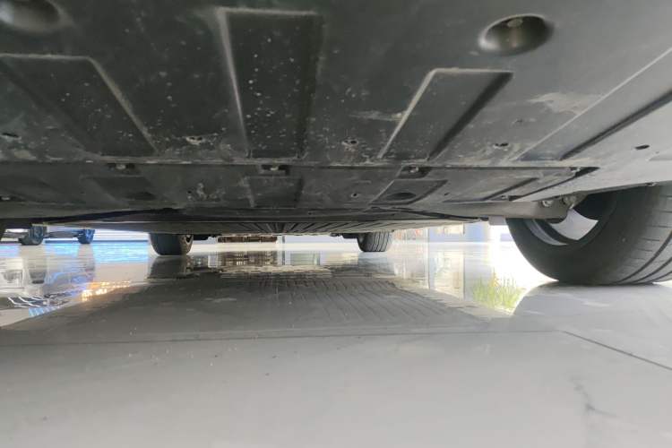 Used XPeng P7 2025 Model—702 Long Range Ultra Chassis Rear