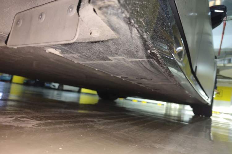 Used XPeng P7 2025 Model—750 All-Wheel-Drive Pengyi Ultra Chassis Rear Right