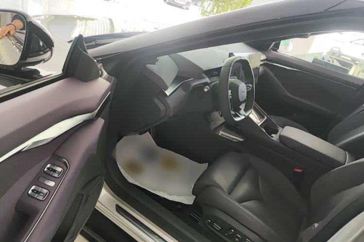 Used XPeng P7 2025 Model—702 Long Range Ultra Driver Seat