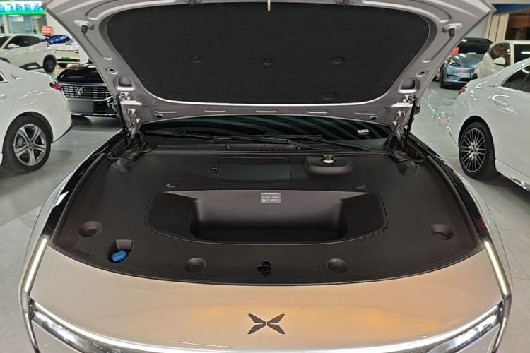 Used XPeng P7 2025 Model—702 Long Range Ultra Engine Bay