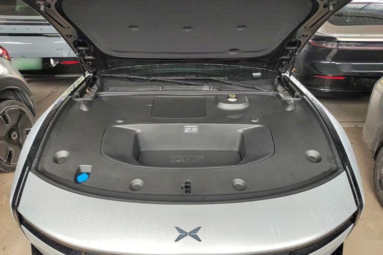 Used XPeng P7 2025 Model—702 Long Range Ultra Engine Bay