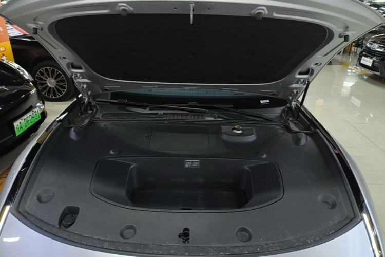 Used XPeng P7 2025 Model—702 Long Range Ultra Engine Bay
