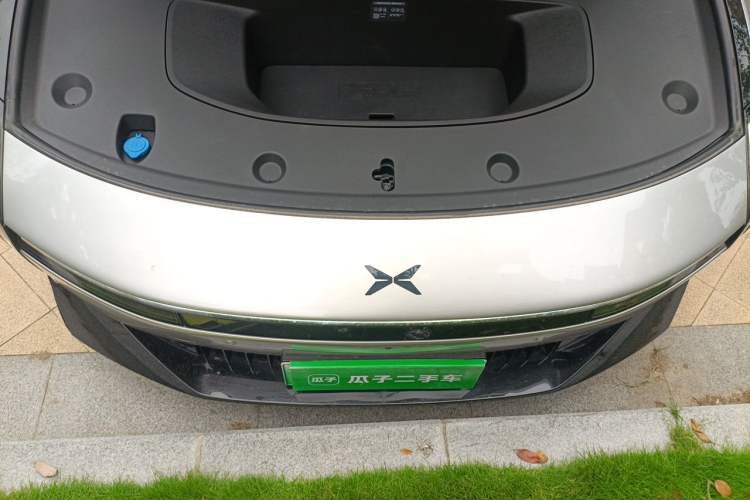 Used XPeng P7 2025 Model—702 Long Range Ultra Engine Bay