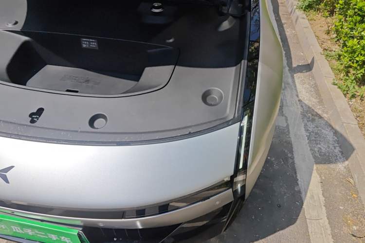 Used XPeng P7 2025 Model—750 All-Wheel-Drive Pengyi Ultra Engine Bay Left