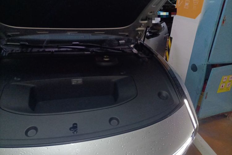 Used XPeng P7 2025 Model—702 Long Range Ultra Engine Bay Left