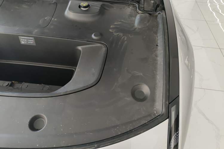 Used XPeng P7 2025 Model—702 Long Range Ultra Engine Bay Left