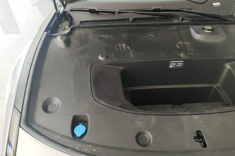 Used XPeng P7 2025 Model—702 Long Range Ultra Engine Bay Right