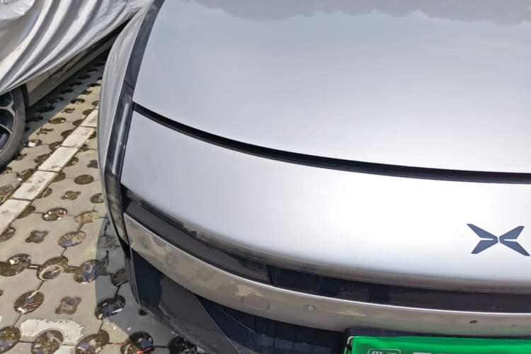 Used XPeng P7 2025 Model—820 Ultra Long Range Ultra Engine Bay Right