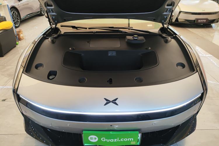 Used XPeng P7 2025 Model—750 All-Wheel-Drive High-Performance Ultra Engine Bay
