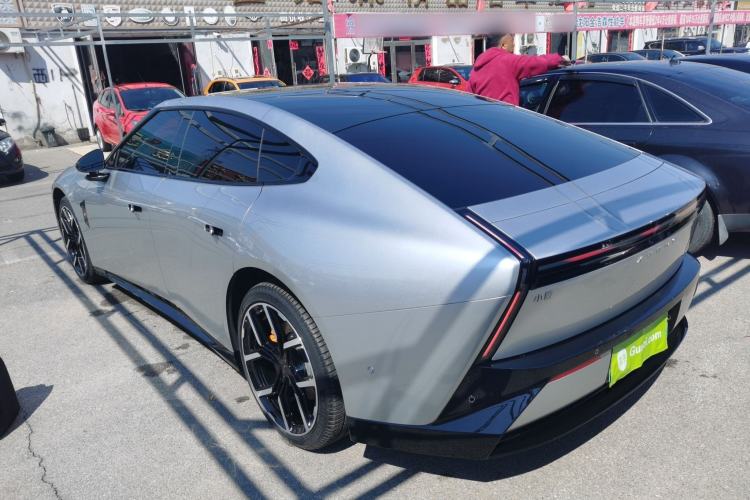 Used XPeng P7 2025 Model—750 All-Wheel-Drive High-Performance Ultra Exterior 2