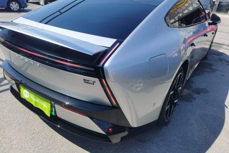 Used XPeng P7 2025 Model—750 All-Wheel-Drive High-Performance Ultra Exterior 3