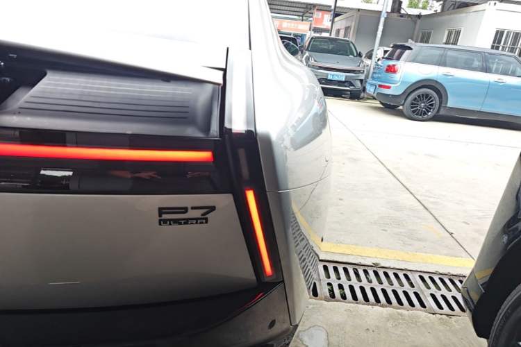 Used XPeng P7 2025 Model—702 Long Range Ultra Exterior 3