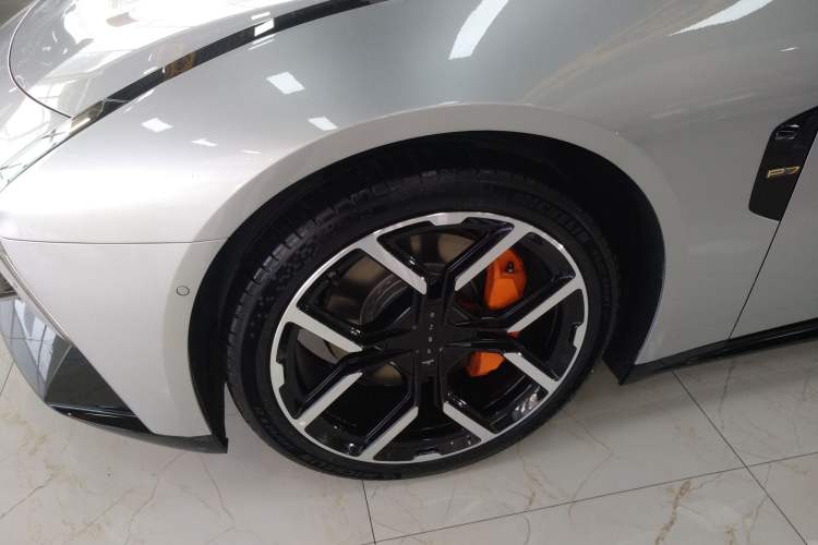 Used XPeng P7 2025 Model—702 Long Range Ultra Exterior 4