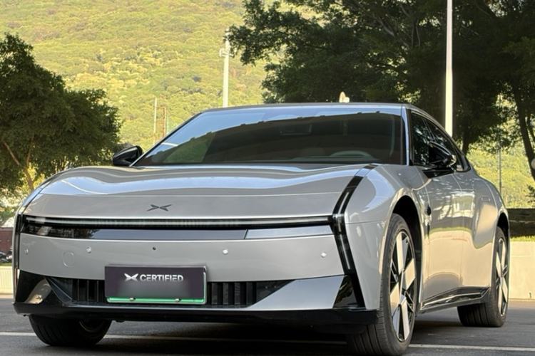 Used XPeng P7 2025 Model—750 All-Wheel-Drive High-Performance Ultra Exterior 4