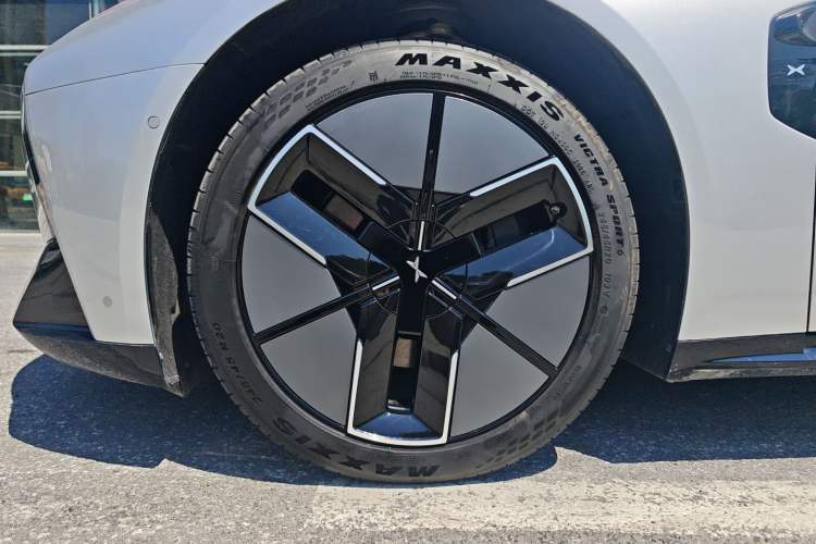 Used XPeng P7 2025 Model—820 Ultra Long Range Ultra Exterior 5