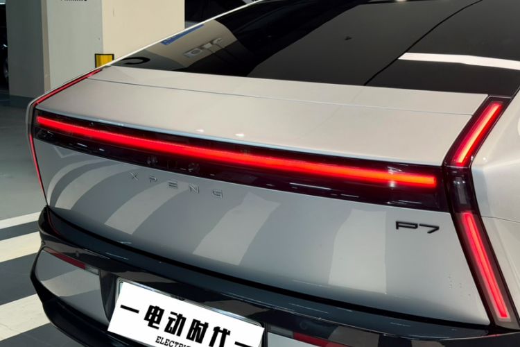 Used XPeng P7 2025 Model—820 Ultra Long Range Ultra Exterior 6
