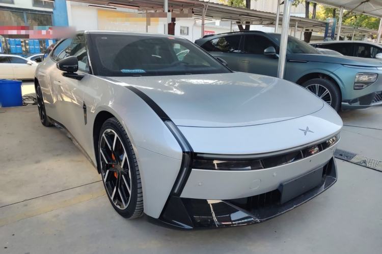 Used XPeng P7 2025 Model—750 All-Wheel-Drive High-Performance Ultra Front Right 45 Deg
