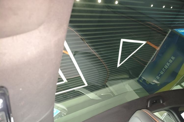 Used XPeng P7 2025 Model—750 All-Wheel-Drive Pengyi Ultra Headliner