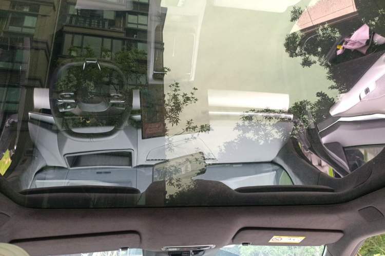 Used XPeng P7 2025 Model—702 Long Range Ultra Headliner