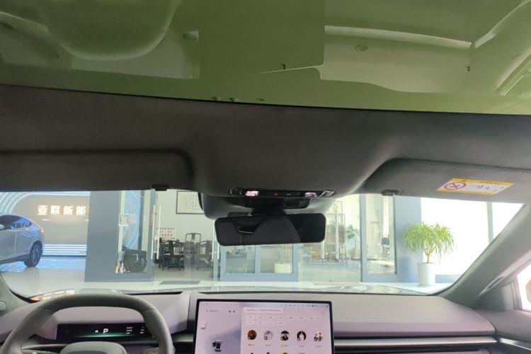 Used XPeng P7 2025 Model—702 Long Range Ultra Headliner