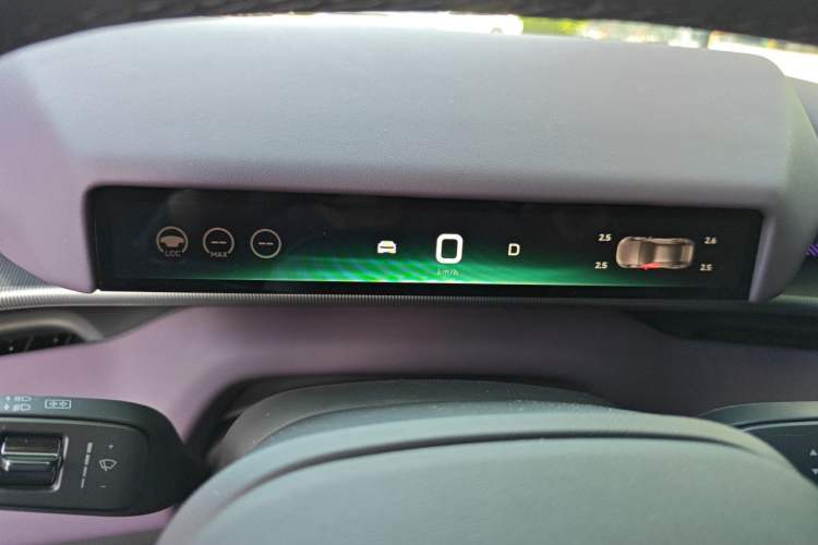 Used XPeng P7 2025 Model—820 Ultra Long Range Ultra Instrument Cluster