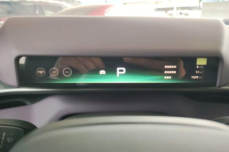Used XPeng P7 2025 Model—702 Long Range Ultra Instrument Cluster