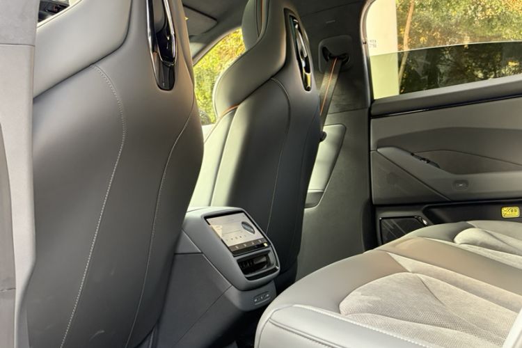 Used XPeng P7 2025 Model—750 All-Wheel-Drive Pengyi Ultra Interior 2