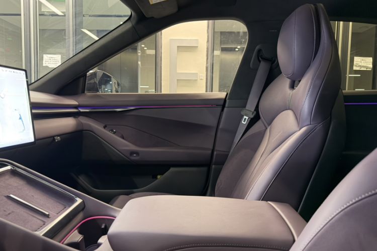 Used XPeng P7 2025 Model—820 Ultra Long Range Ultra Interior 7