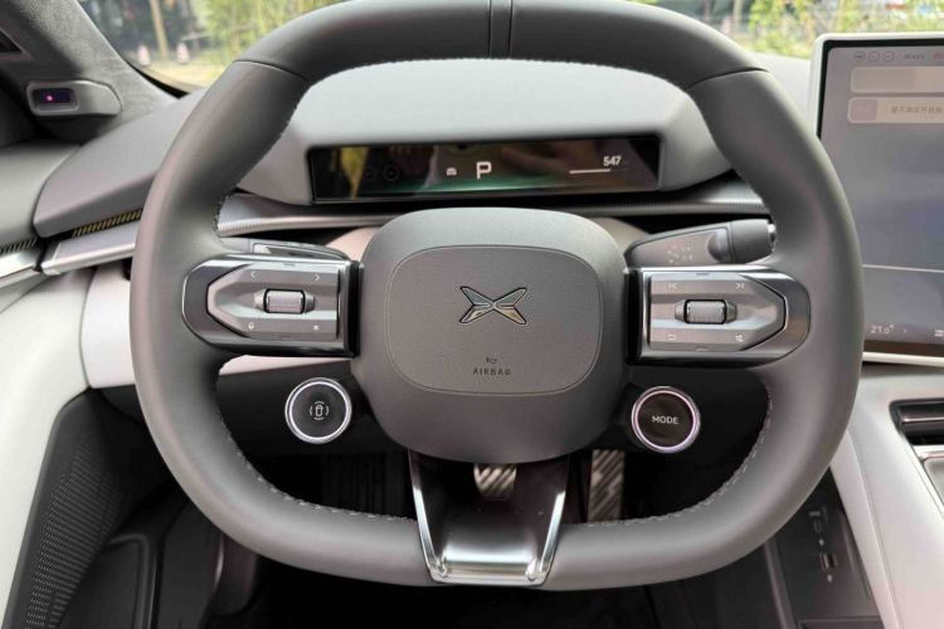 Used XPeng P7 2025 Model—820 Ultra Long Range Ultra Interior 9