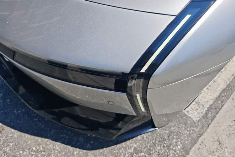 Used XPeng P7 2025 Model—820 Ultra Long Range Ultra Left Front Headlight