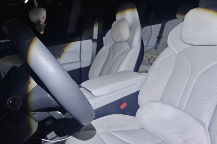 Used XPeng P7 2025 Model—702 Long Range Ultra Left Front Seat