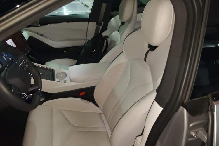 Used XPeng P7 2025 Model—702 Long Range Ultra Left Front Seat