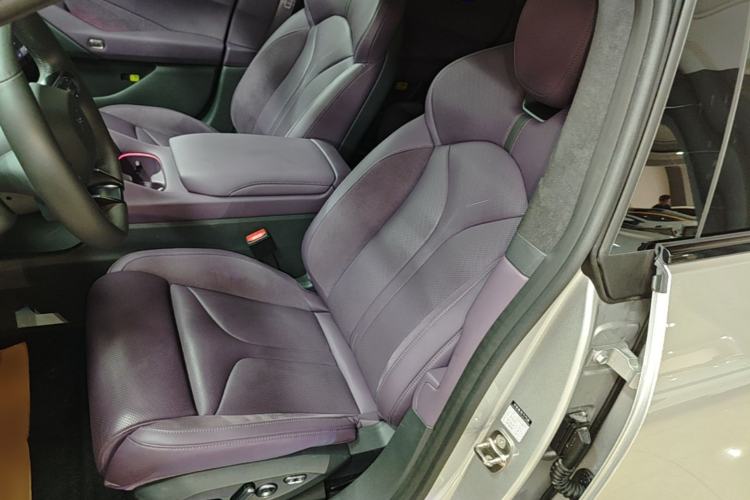 Used XPeng P7 2025 Model—702 Long Range Ultra Left Front Seat