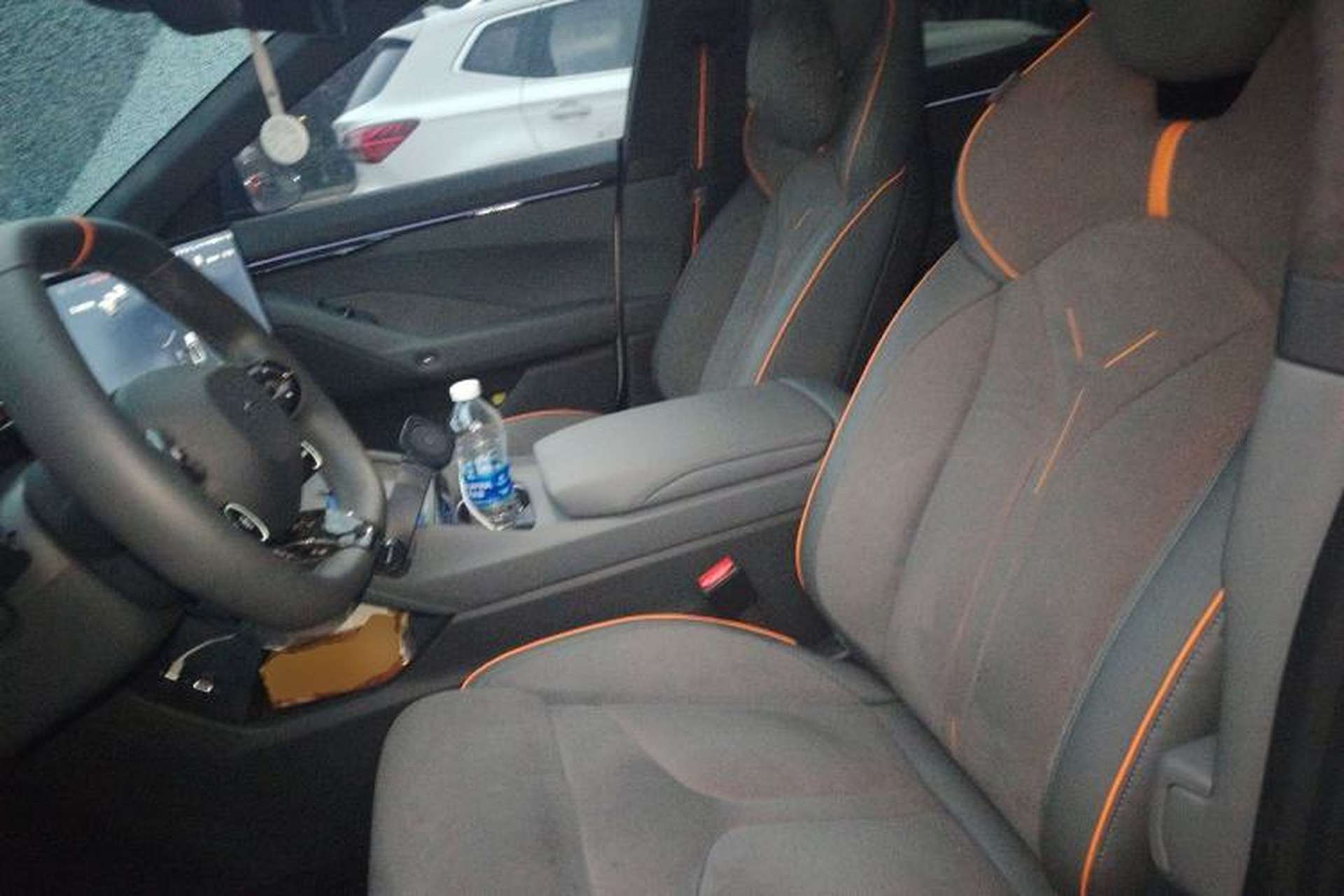 Used XPeng P7 2025 Model—750 All-Wheel-Drive Pengyi Ultra Left Front Seat