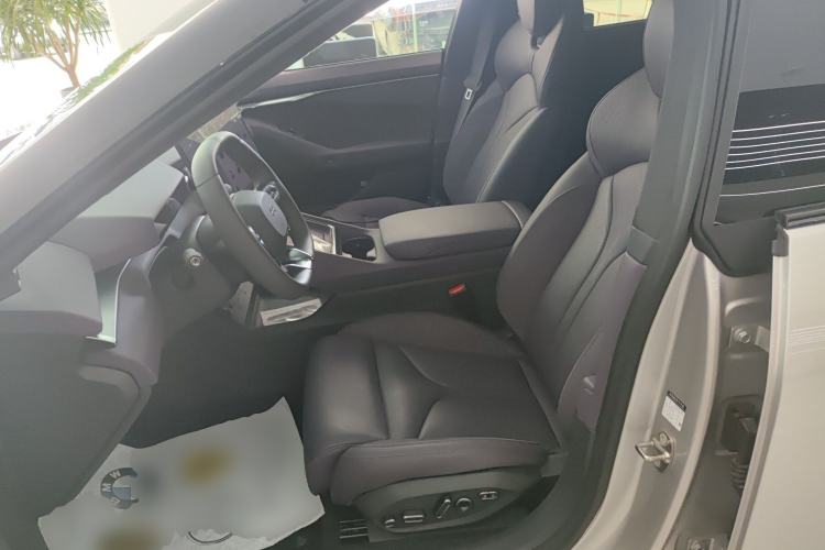 Used XPeng P7 2025 Model—702 Long Range Ultra Left Front Seat