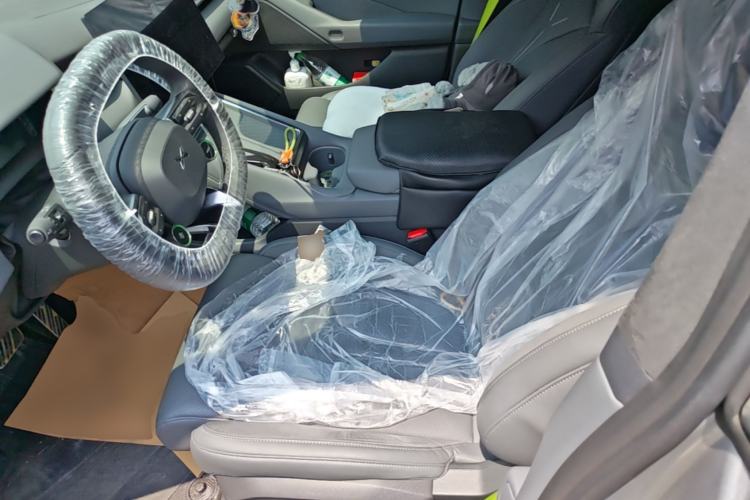 Used XPeng P7 2025 Model—820 Ultra Long Range Ultra Left Front Seat