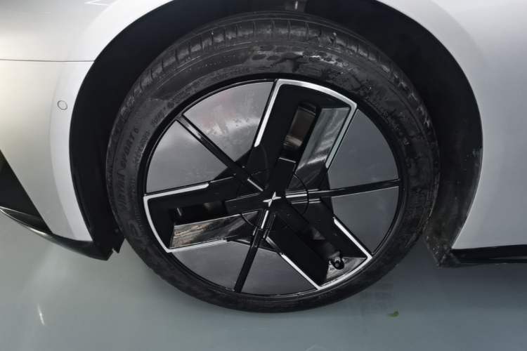 Used XPeng P7 2025 Model—702 Long Range Ultra Left Front Wheel Hub
