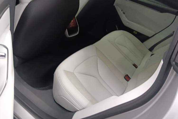 Used XPeng P7 2025 Model—702 Long Range Ultra Left Rear Seat
