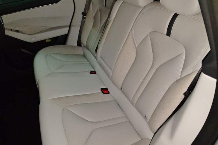 Used XPeng P7 2025 Model—702 Long Range Ultra Left Rear Seat