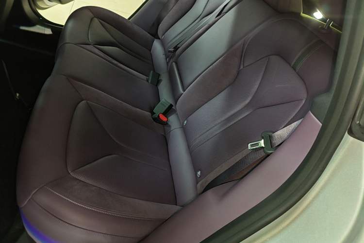 Used XPeng P7 2025 Model—702 Long Range Ultra Left Rear Seat