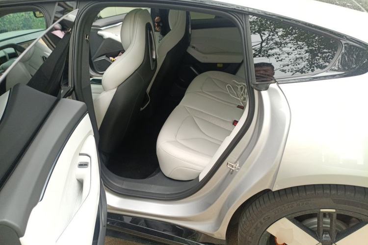 Used XPeng P7 2025 Model—702 Long Range Ultra Left Rear Seat