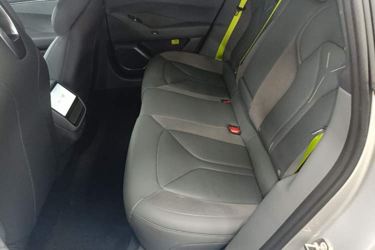 Used XPeng P7 2025 Model—820 Ultra Long Range Ultra Left Rear Seat