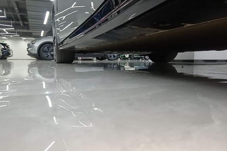 Used XPeng P7 2025 Model—702 Long Range Ultra Left Side Sill