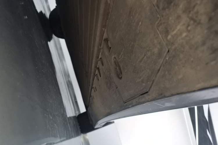 Used XPeng P7 2025 Model—702 Long Range Ultra Left Side Sill