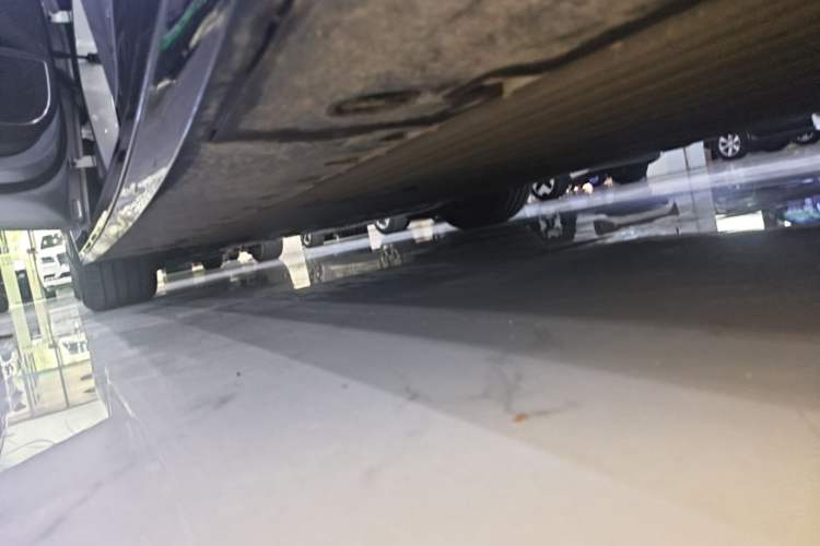 Used XPeng P7 2025 Model—702 Long Range Ultra Left Side Sill