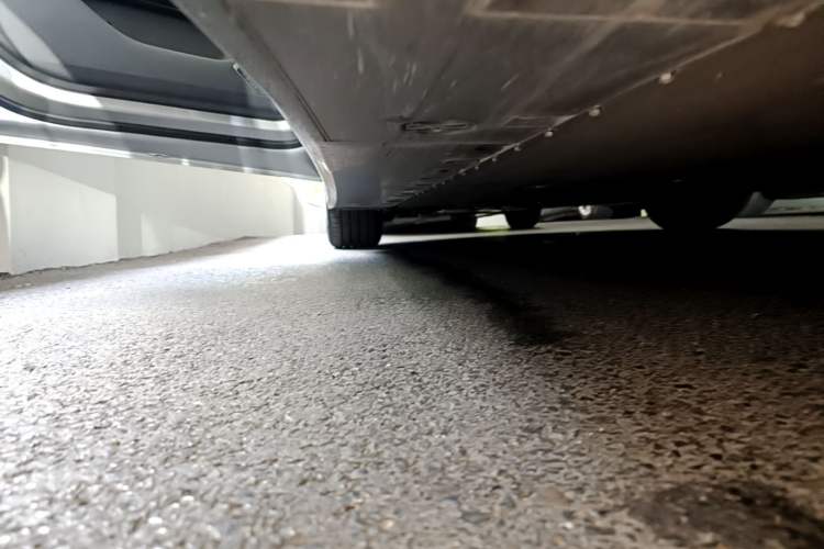 Used XPeng P7 2025 Model—820 Ultra Long Range Ultra Left Side Sill