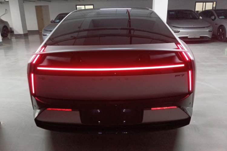 Used XPeng P7 2025 Model—750 All-Wheel-Drive Pengyi Ultra Rear